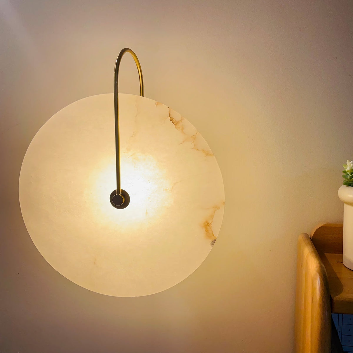 Elaris Applique Murale Globe en Albâtre