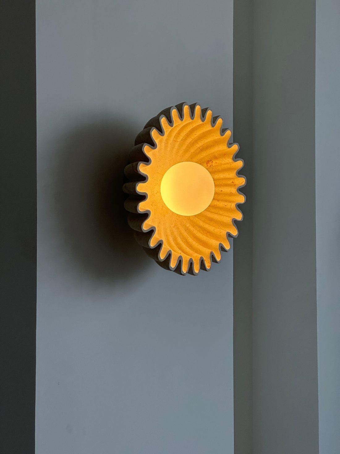 Applique Murale Céramique Verre Blanc Noir Beige Sculptural