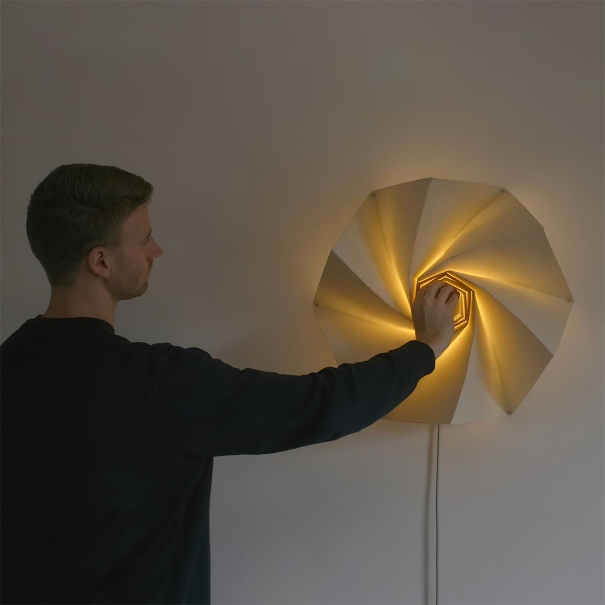 Echo Applique Murale Moderne LED Abat-jour Spiralé