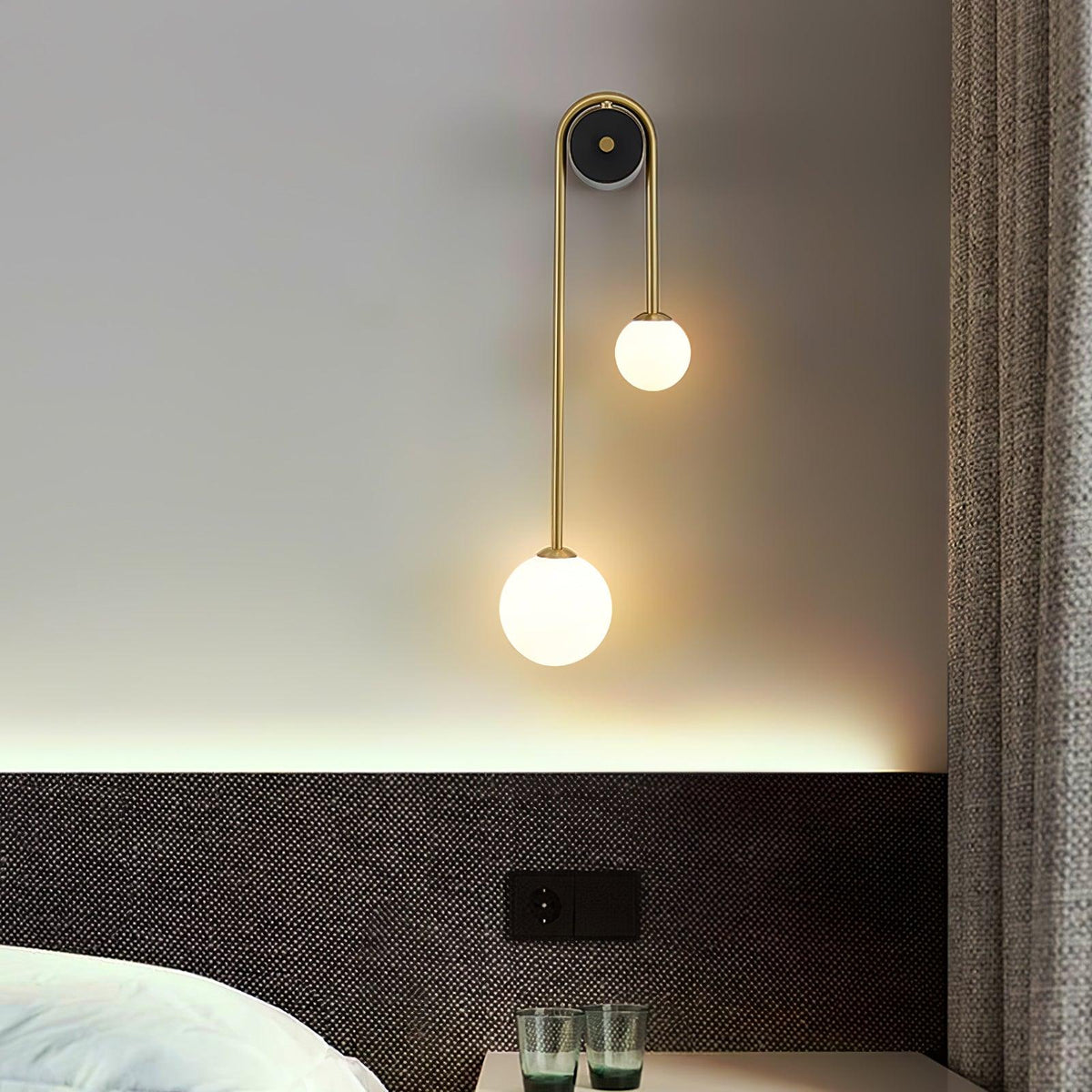 Elaro Applique Murale Arc en Laiton