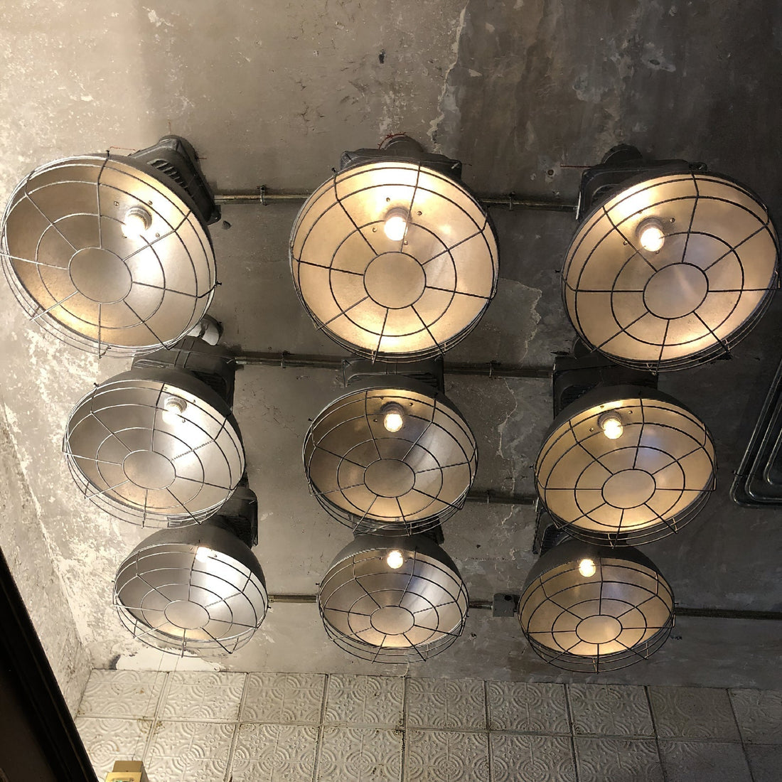 Astra Suspension Métal Brillant Industrielle Vintage