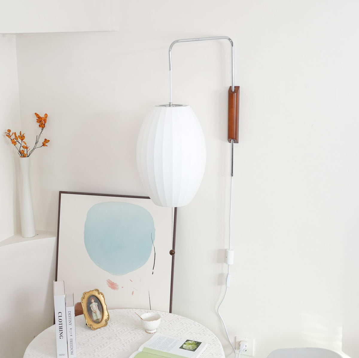Lustra Wall Sconce Walnut Ball