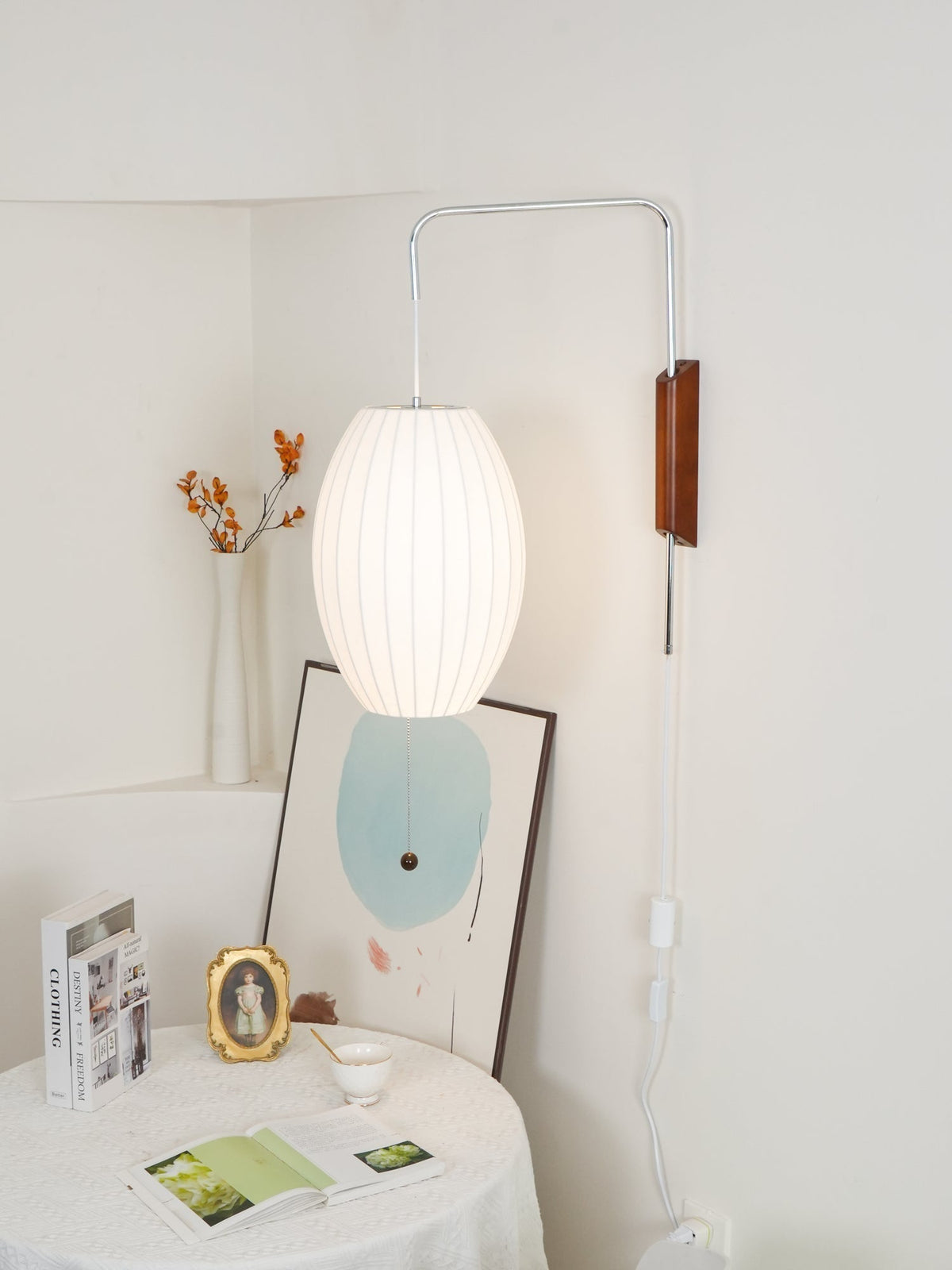 Lustra Wall Sconce Walnut Ball