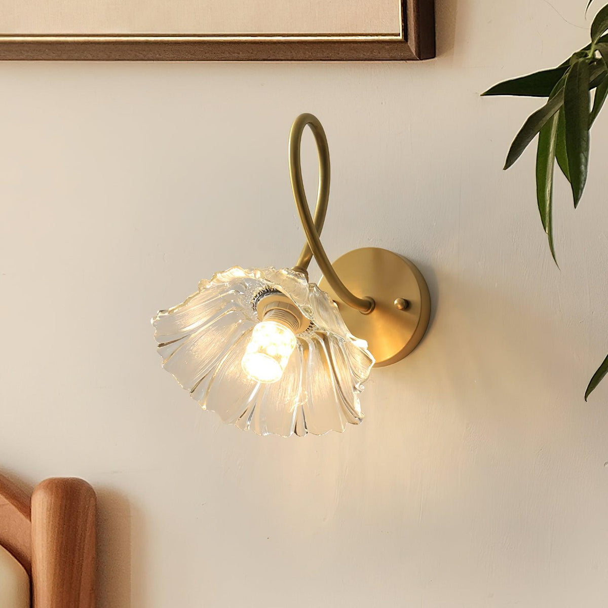 Aurora Glass Elegant Wall Lamp