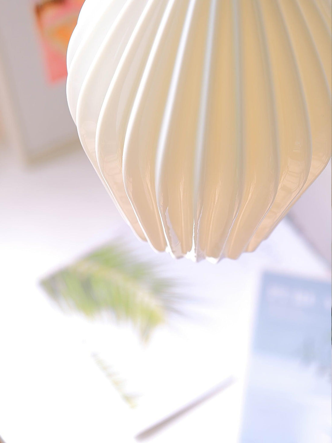 Solara Lampe à suspension en céramique côtelée en porcelaine élégante