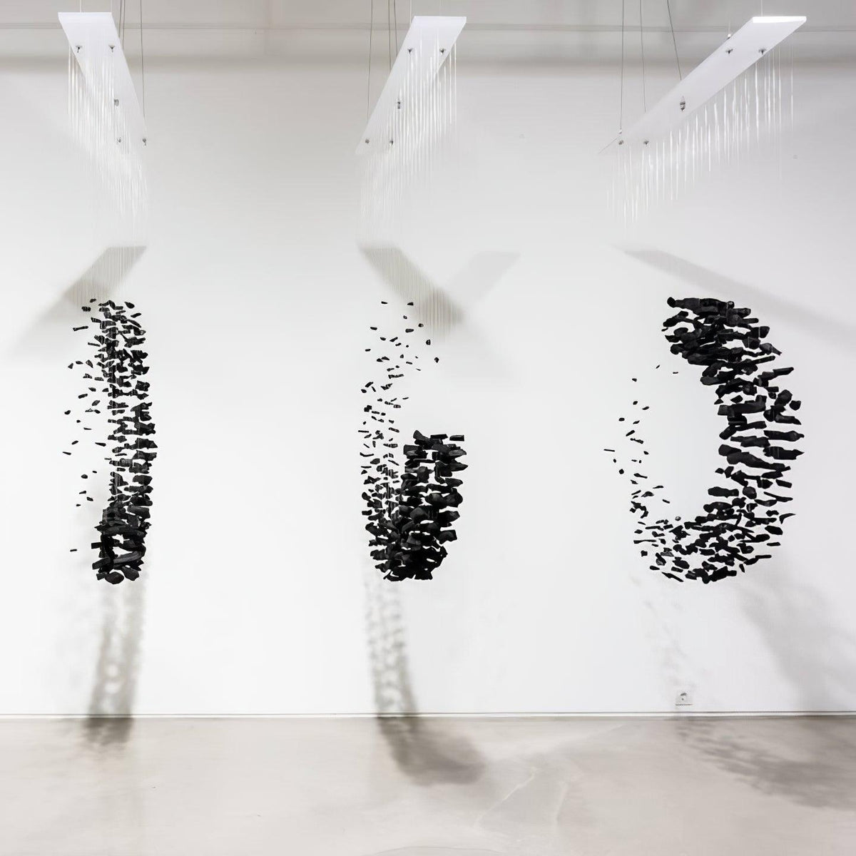 Arsilus Lustre Sculptural en Pierre Charbon