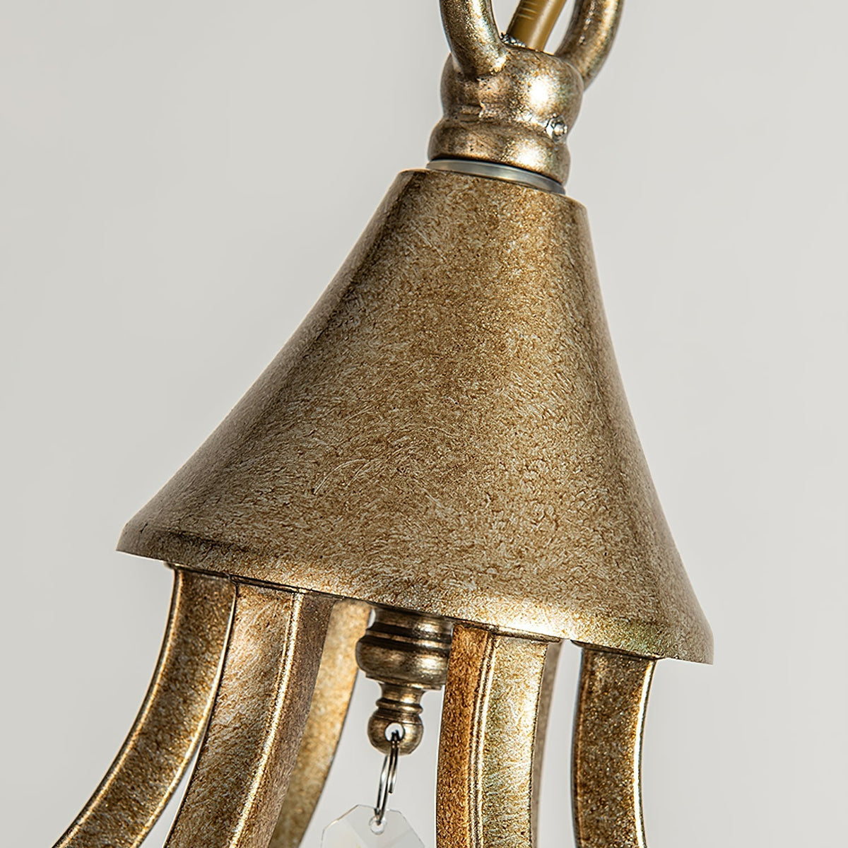 Lustre en Laiton Métal Cristal Vintage Alliant Luxe et Élégance