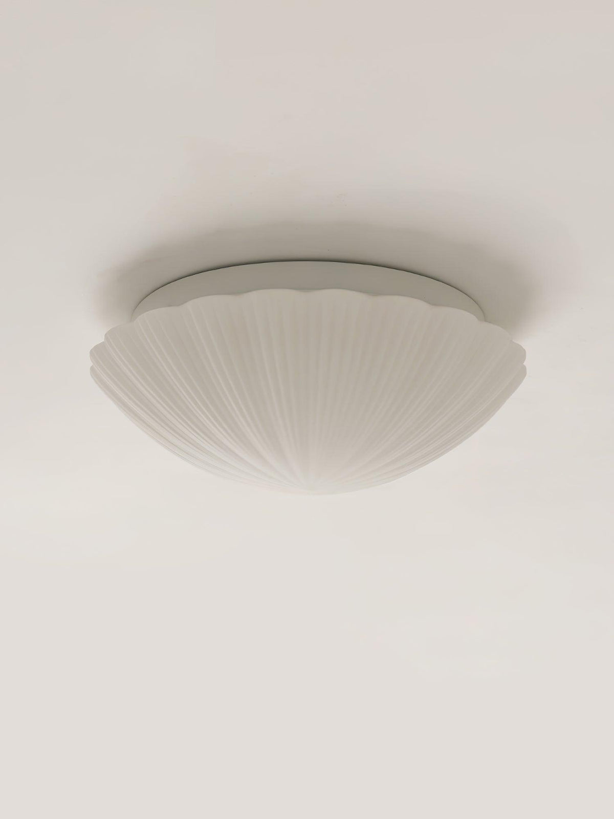 Solara Plafonnier Forme Coquillage Cannelé Doux Élégant