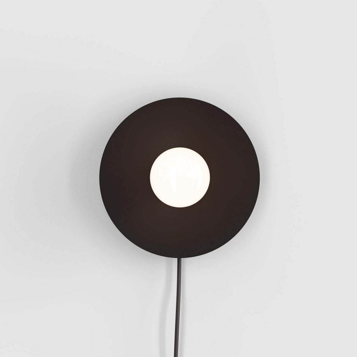 Lustra Wall Lamp Brass Bulb