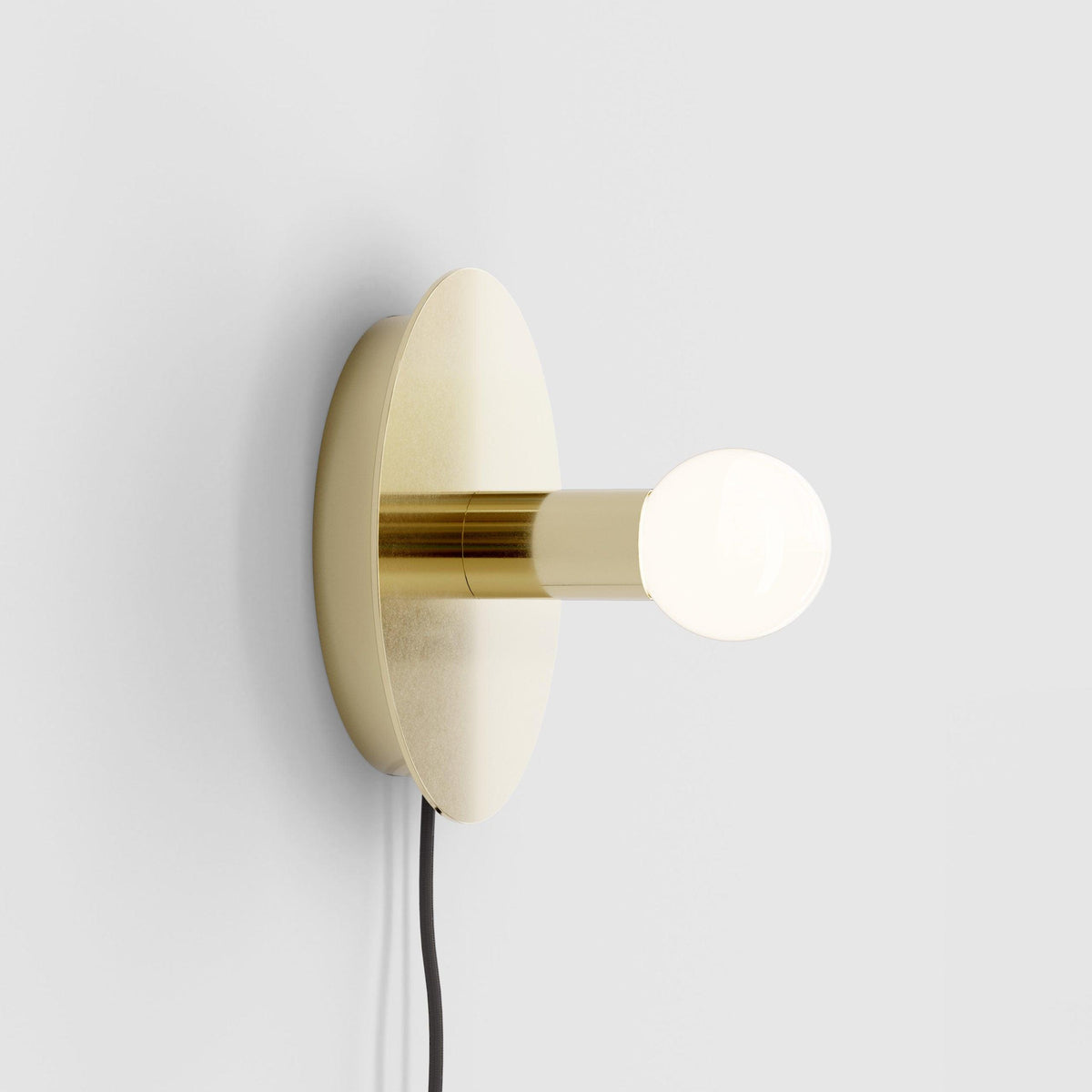 Lustra Wall Lamp Brass Bulb