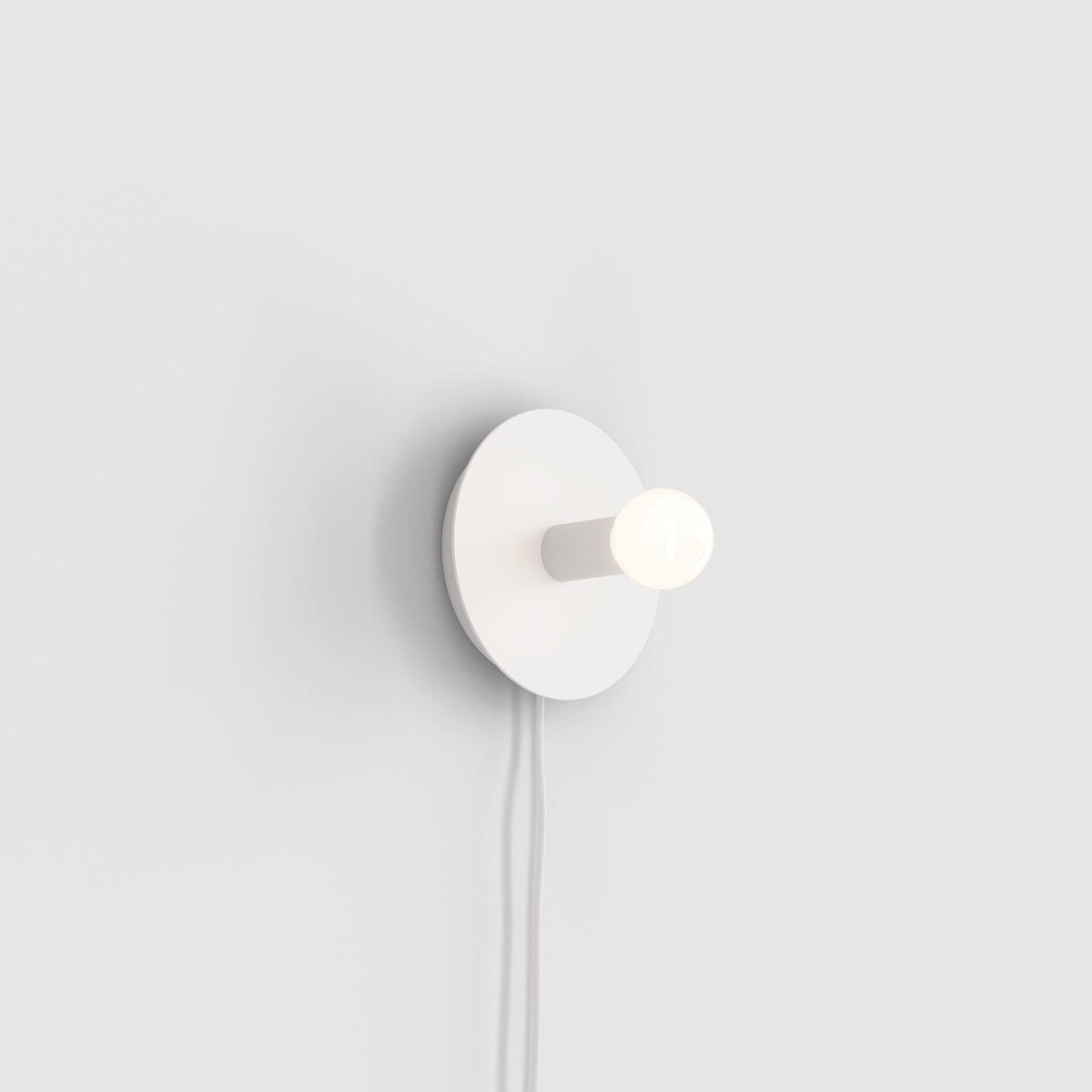Lustra Wall Lamp Brass Bulb