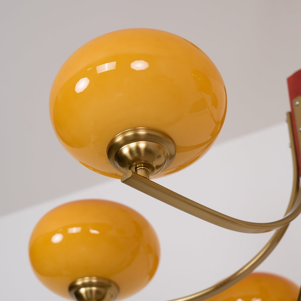 Auralyn Lustre Globe 6 Lumières Verre Ambre