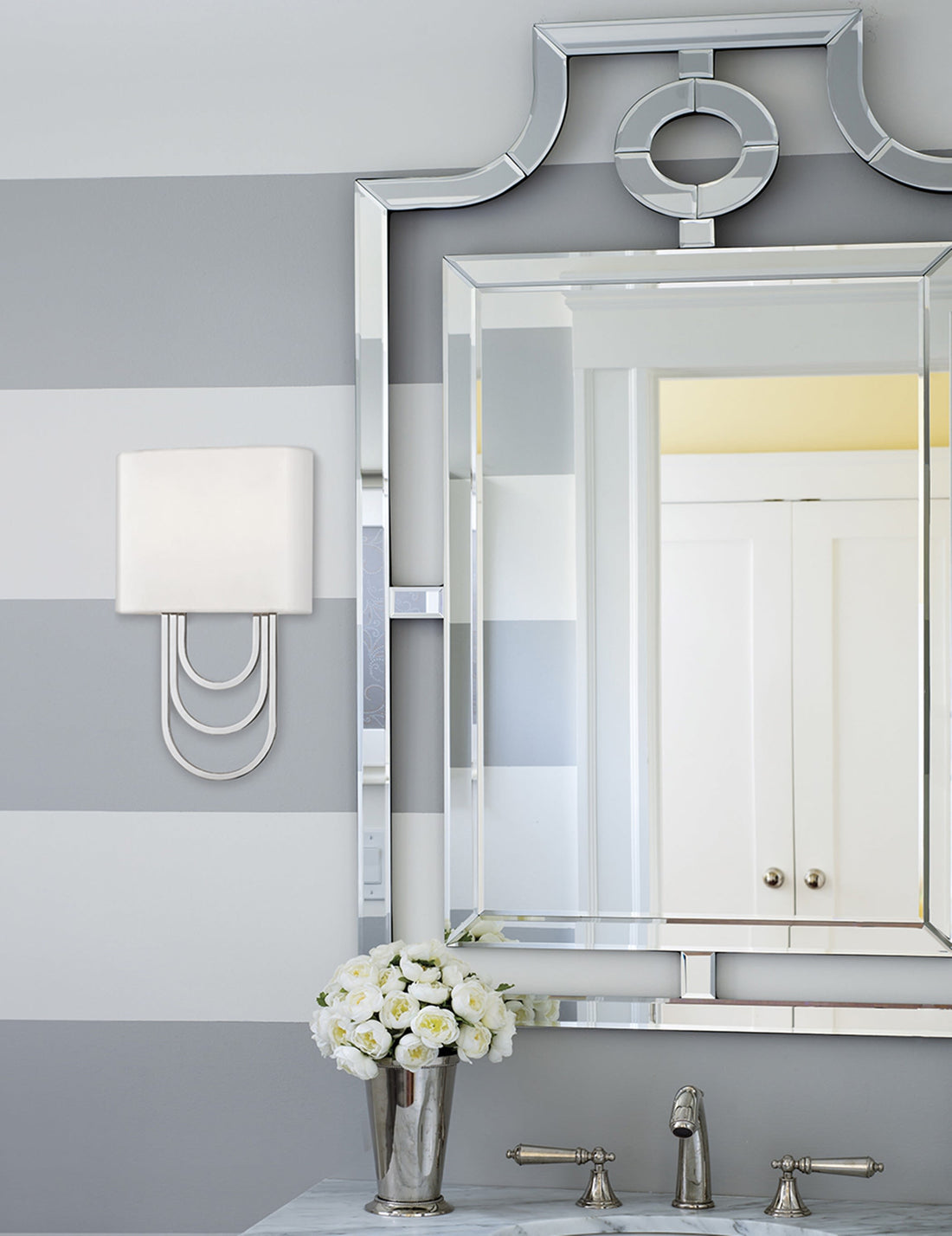 Evelaris Applique Murale Laiton Tissu Moderne Salon