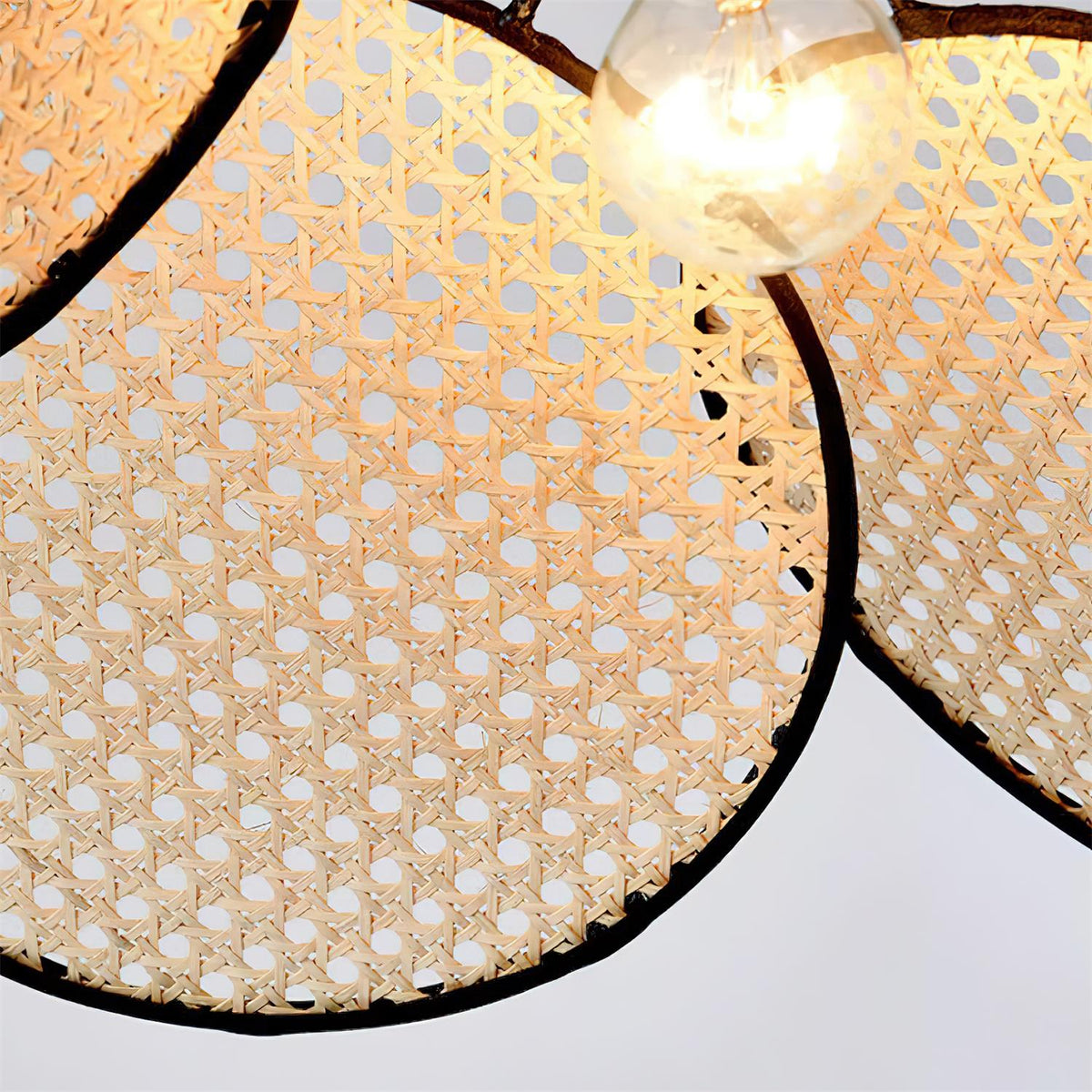 Flow Rattan Suspension Tissée à la Main Organique