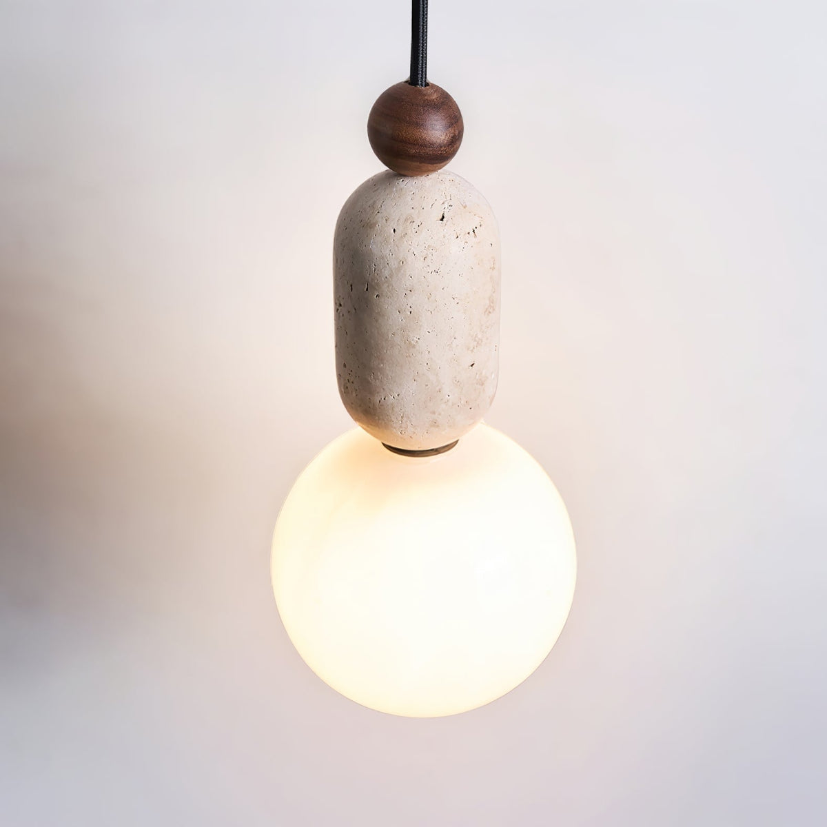 Vaarnii Suspension Minimaliste en Travertin