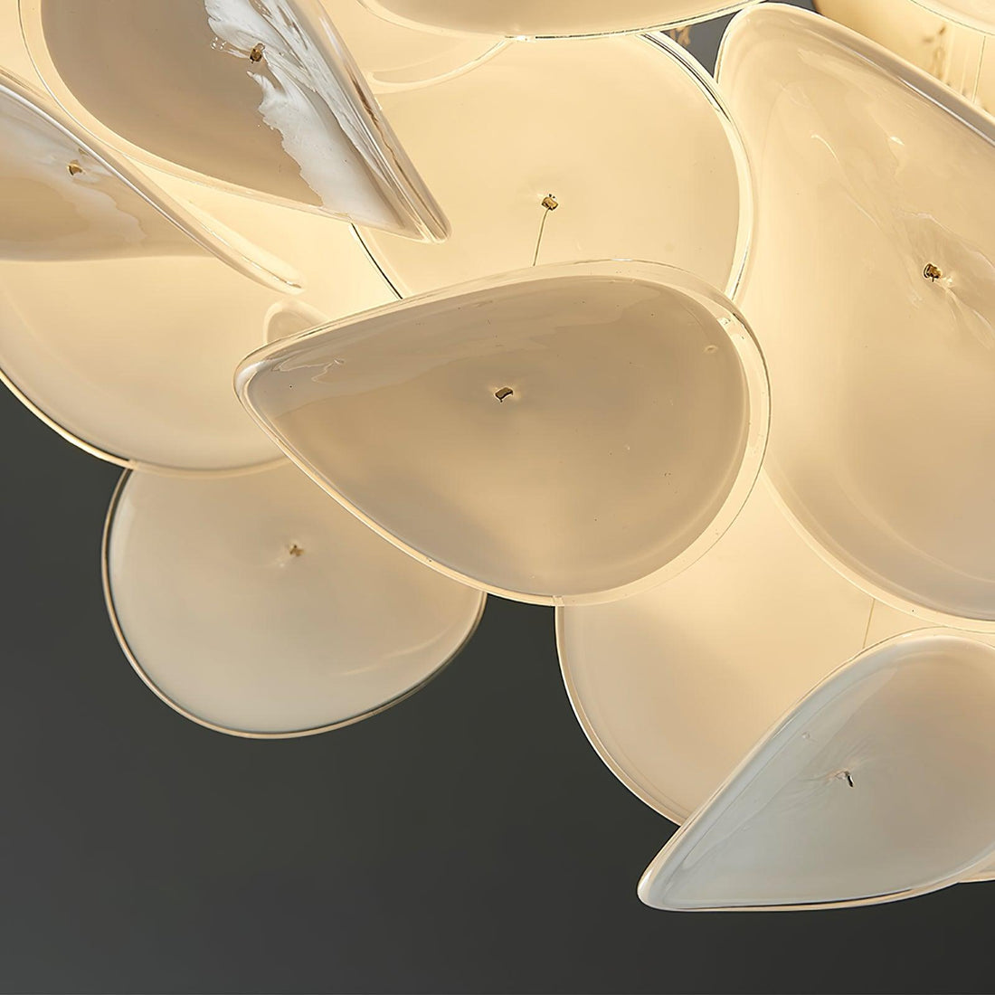 Lustra Lampe de plafond florale française en pétales pour maisons modernes
