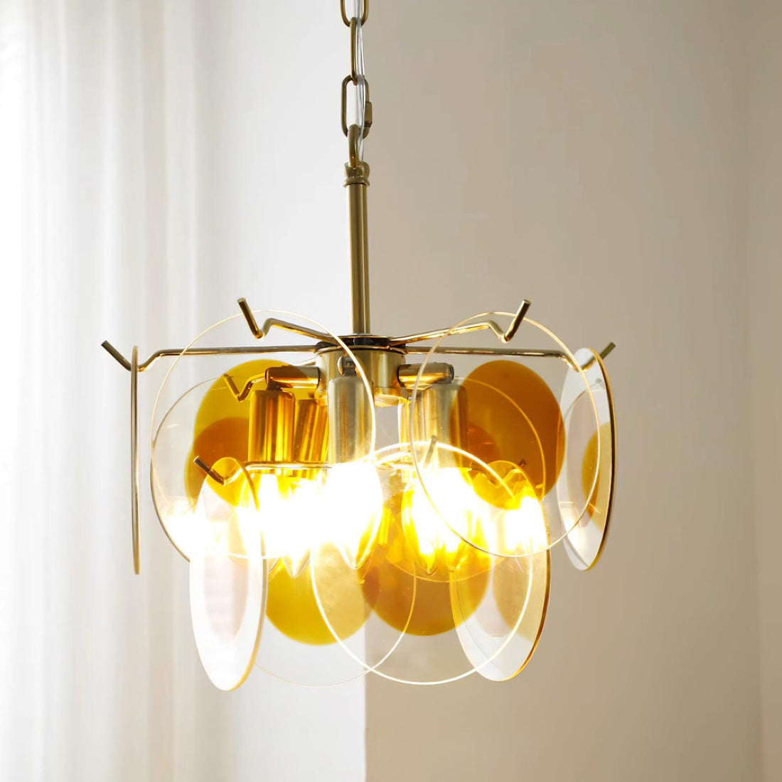 Glass Lustre Disques Caramel Cadre en Laiton Sculptural