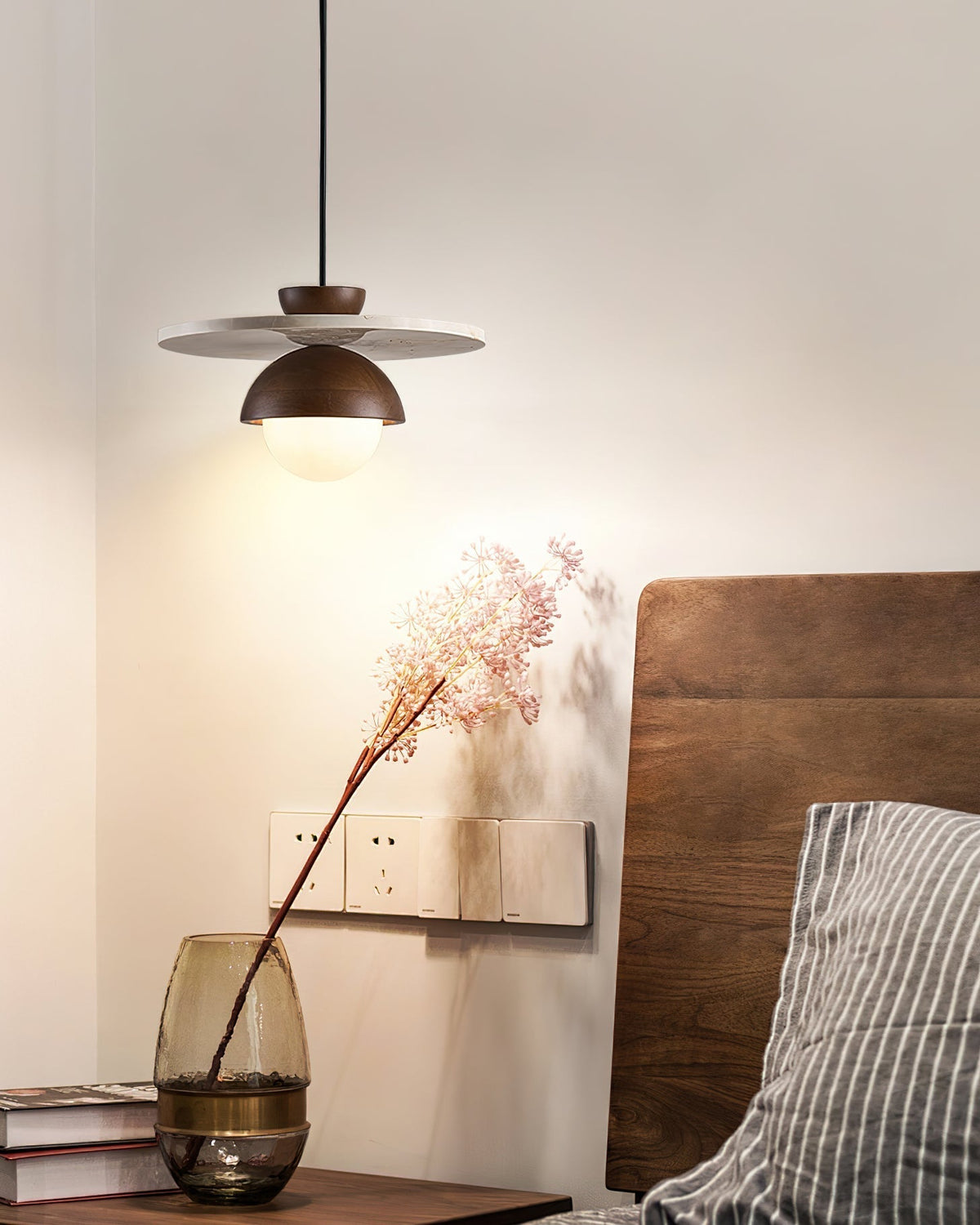Virelli Suspension Globe en Verre Disque en Travertin Bois de Noyer Naturel