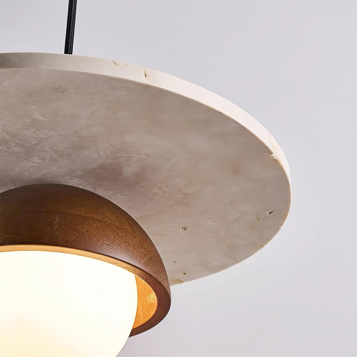 Virelli Suspension Globe en Verre Disque en Travertin Bois de Noyer Naturel