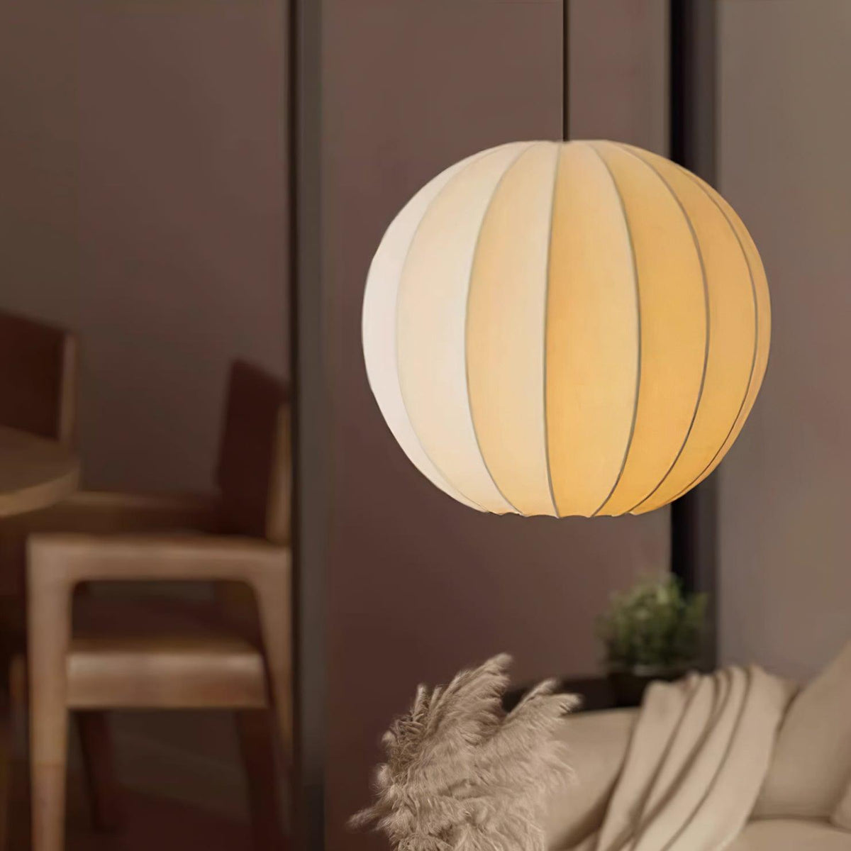 Aura Suspension Moderne Globe Côtelé Soie