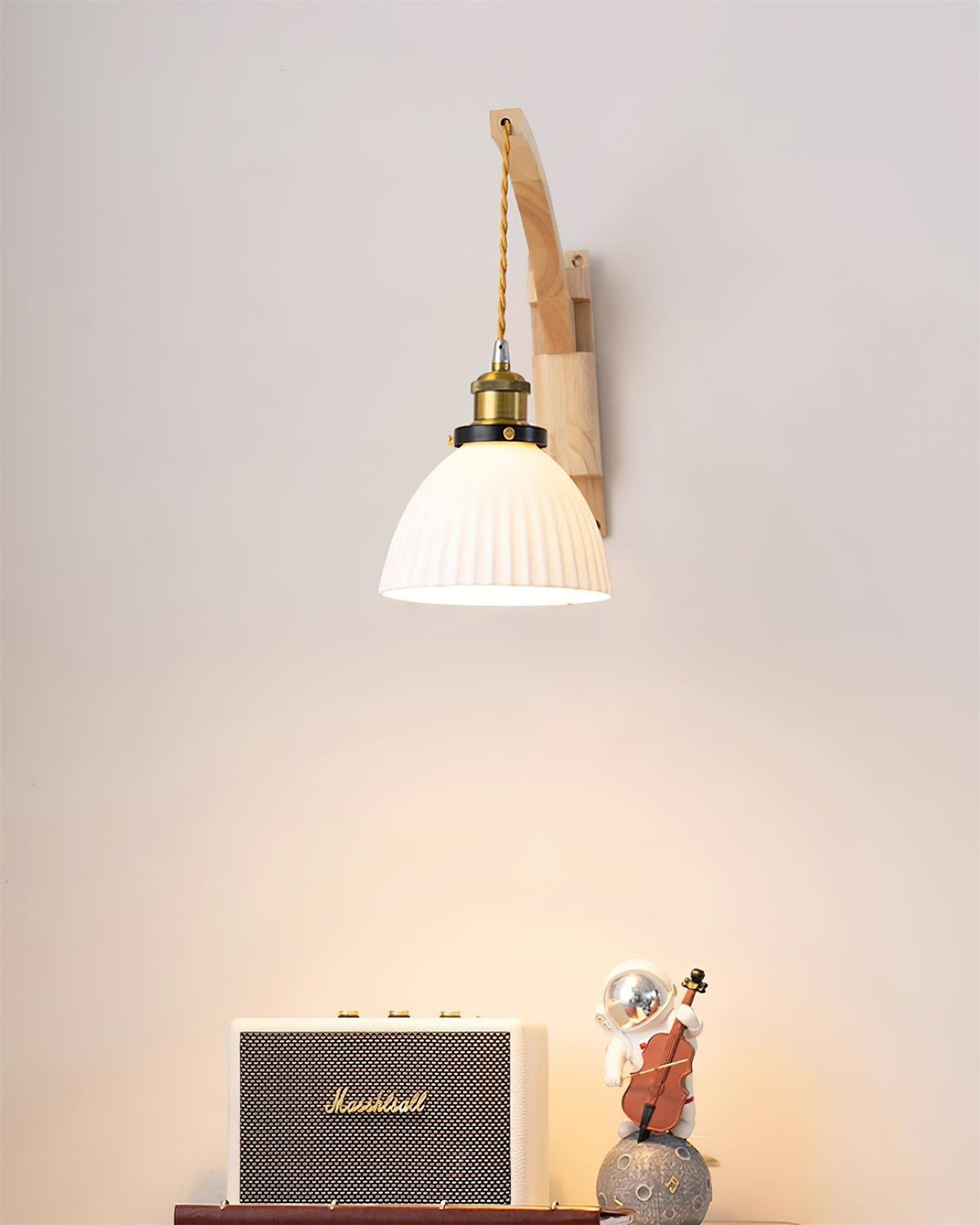 Novera Wall Lamp Ceramics