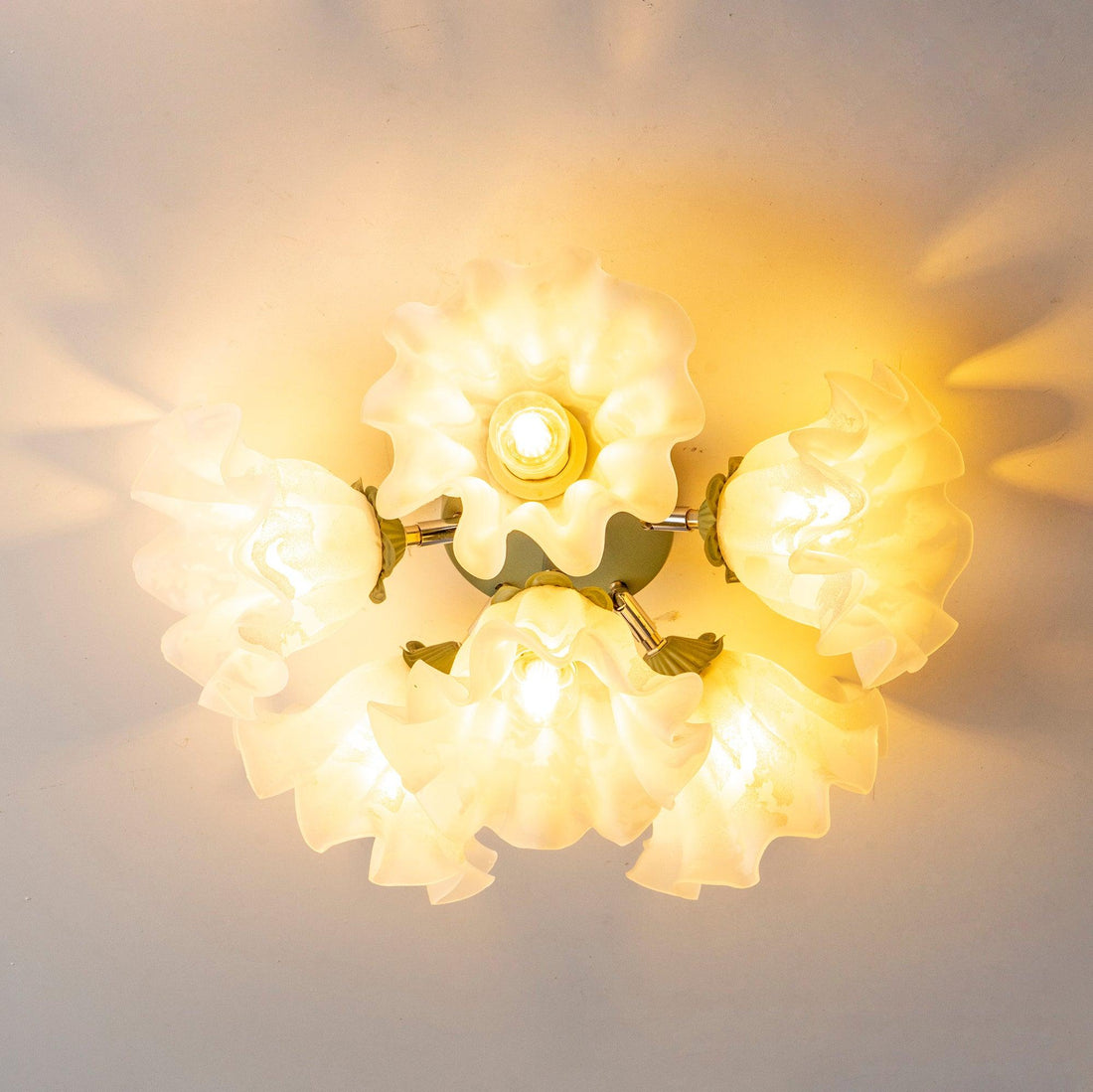 Plafonnier Pétale Nuances Ondulé Verre Floraison Élégant Floral