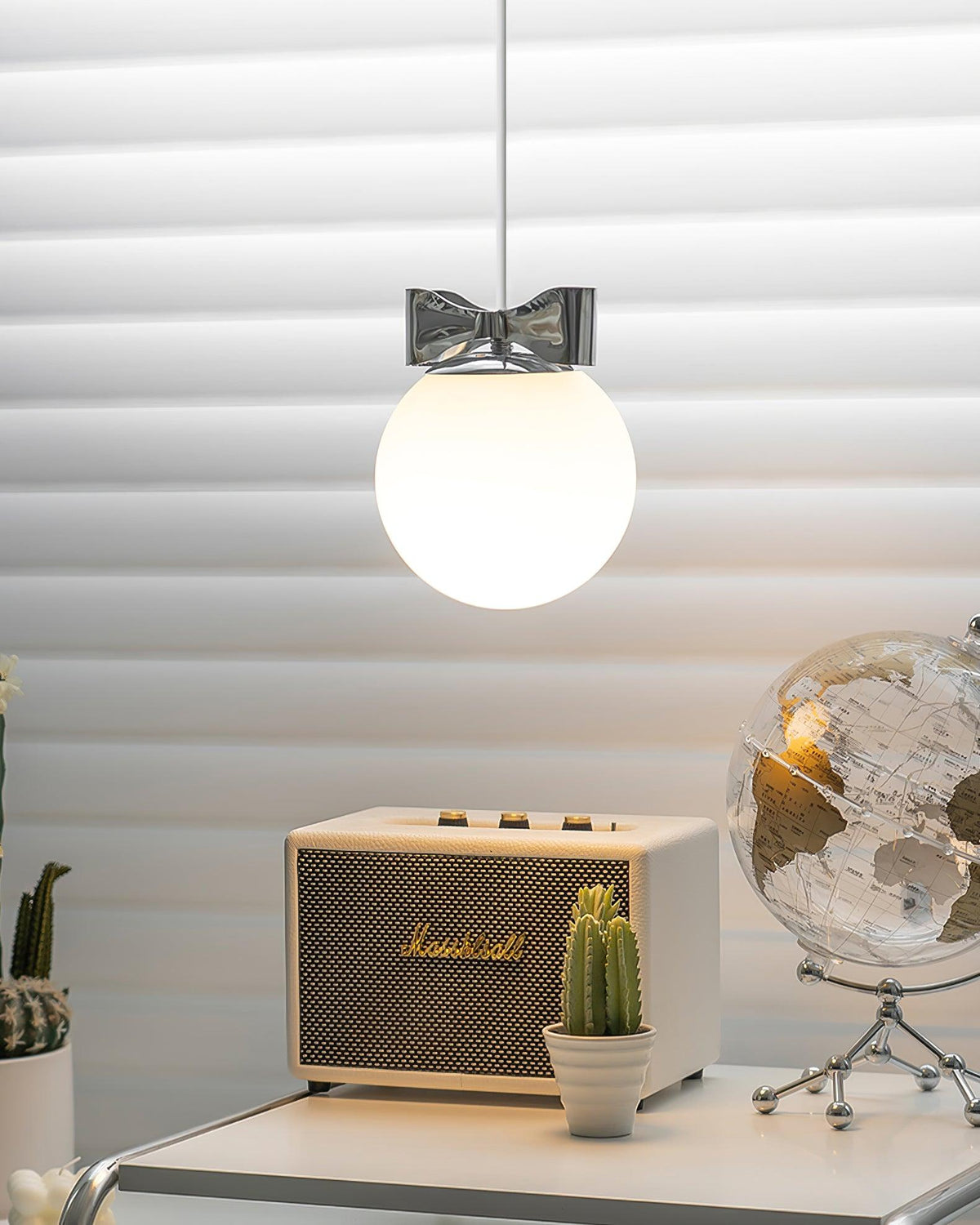 Luna Lampe Suspendue Globe en Verre Accent Chromé Minimaliste