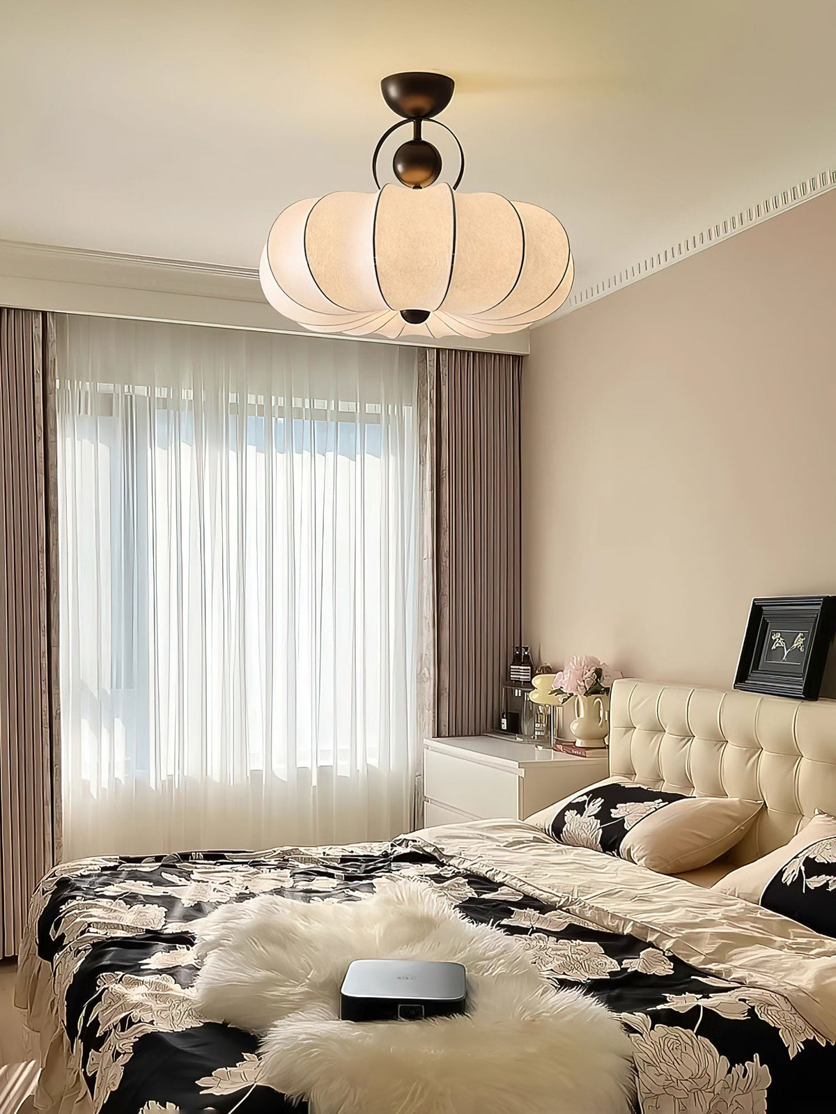 Yunshui Pétale Tissu Bronze Suspension Lumière