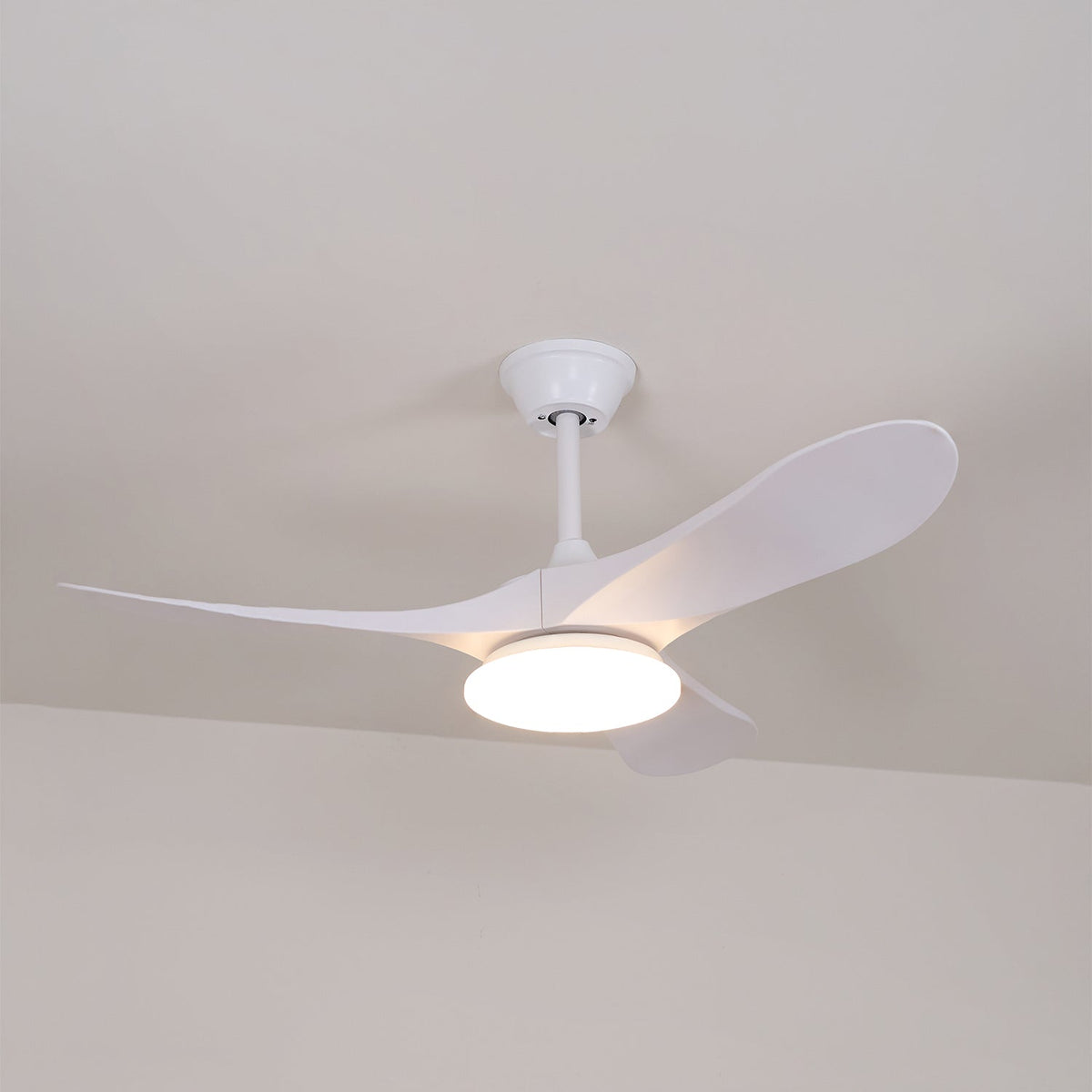 Plafonnier ventilateur moderne en bois Velix