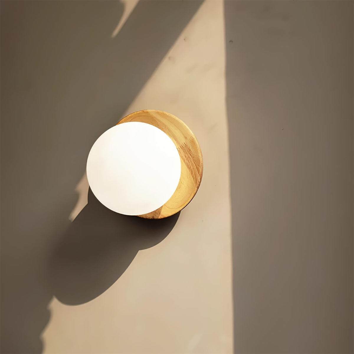Mia Applique Murale Boule Minimaliste