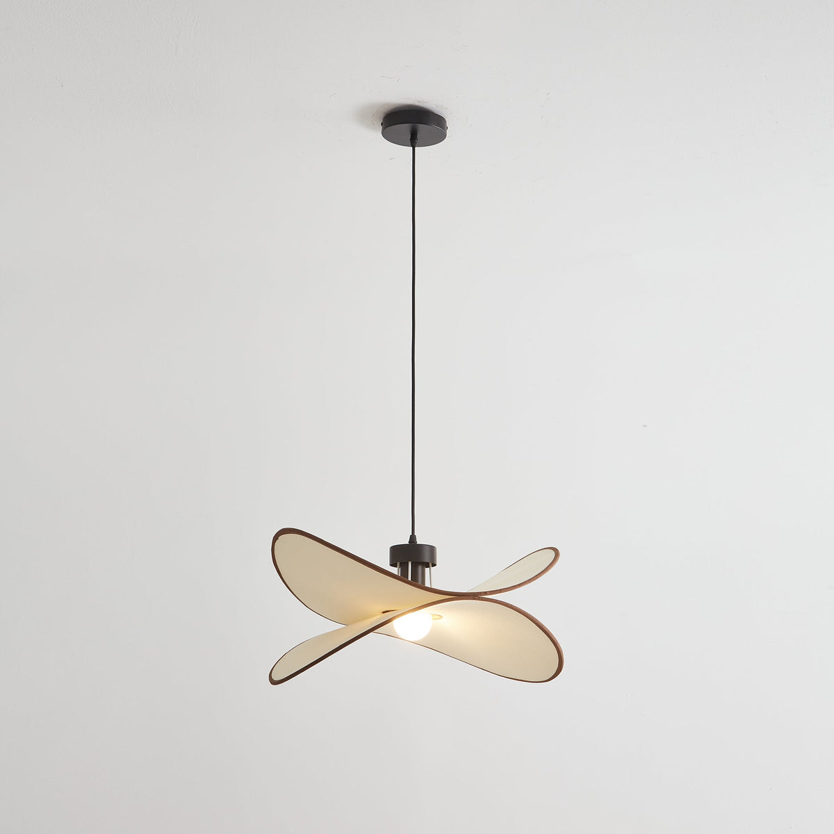 Cicaros Suspension Métal Tissu Art Créatif
