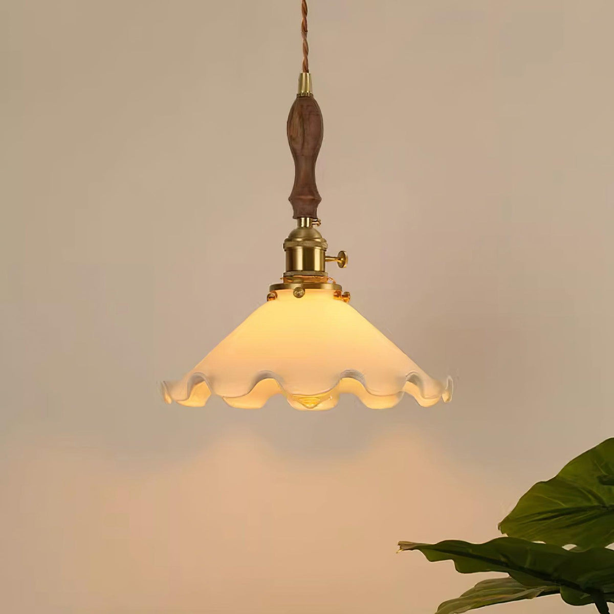 Milky Suspension Fleur en Verre Volant Organique