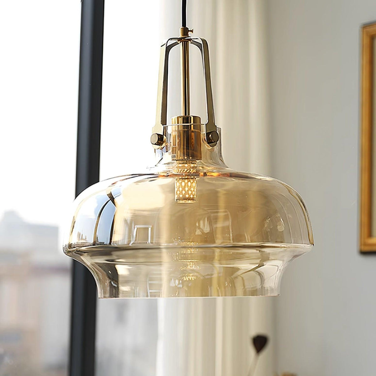 Aurelin Suspension Élégante Verre Ambre