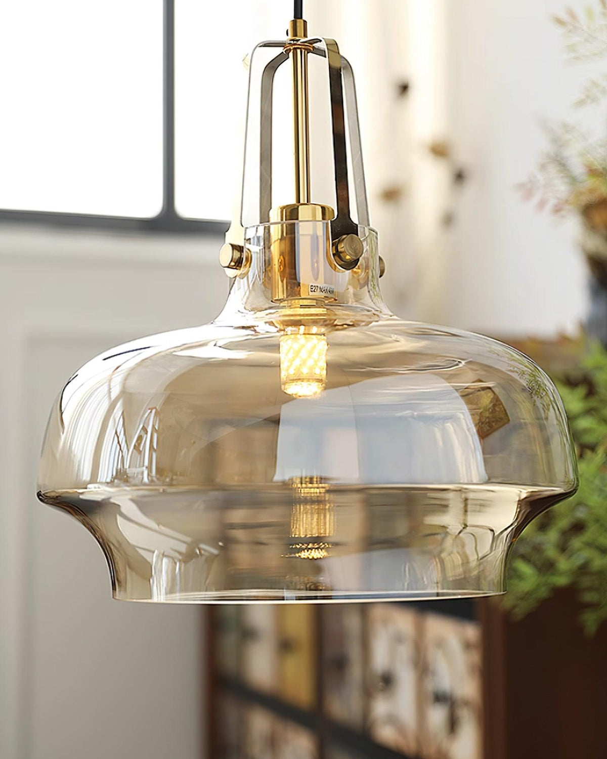 Aurelin Suspension Élégante Verre Ambre
