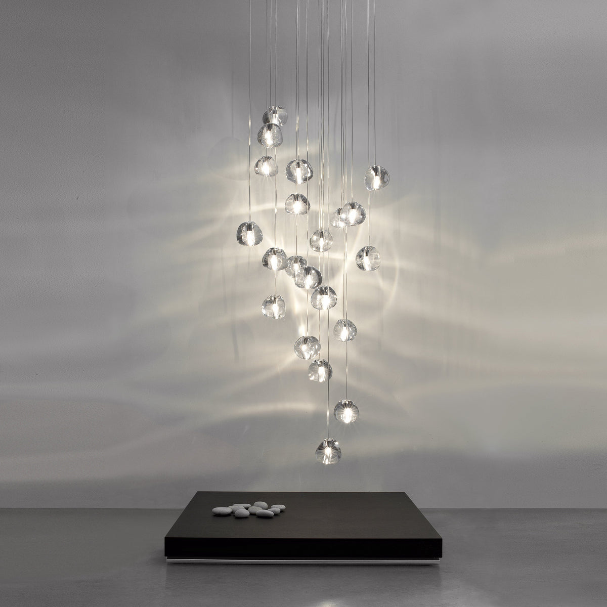 Avynor Suspension Luxe Postmoderne