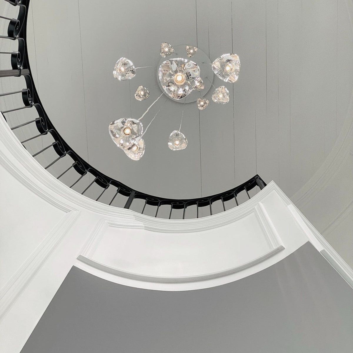Avynor Suspension Luxe Postmoderne