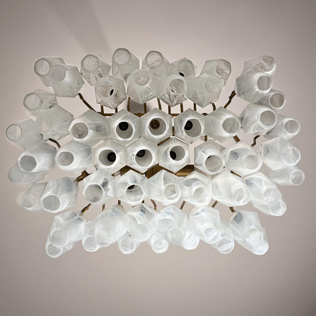 Ardoriel Lustre Postmoderne de Luxe Poliedri en Albâtre