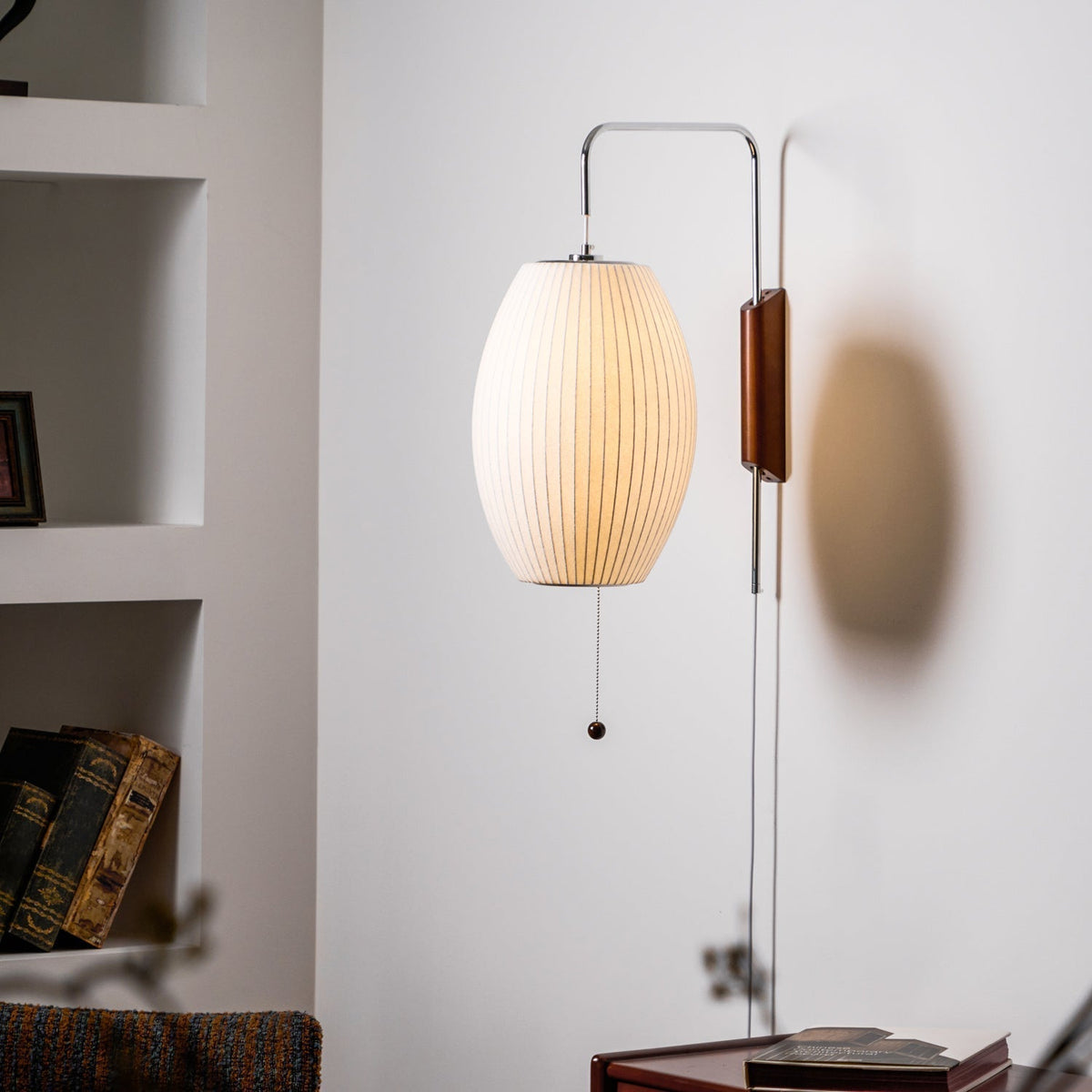 Lustra Wall Sconce Walnut Ball