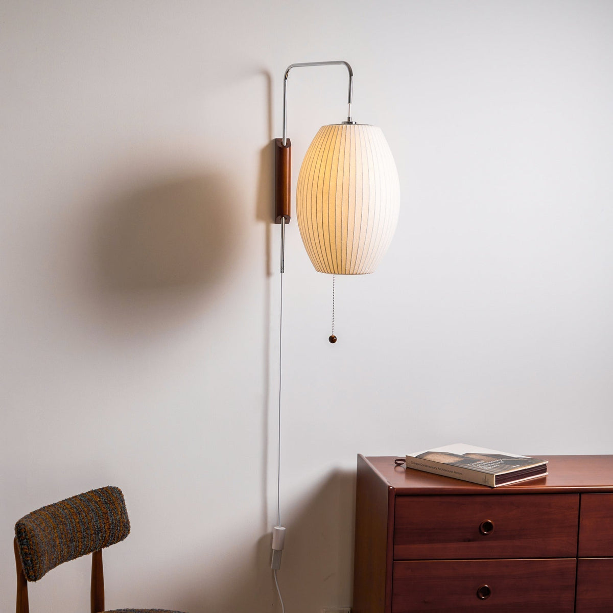 Lustra Wall Sconce Walnut Ball