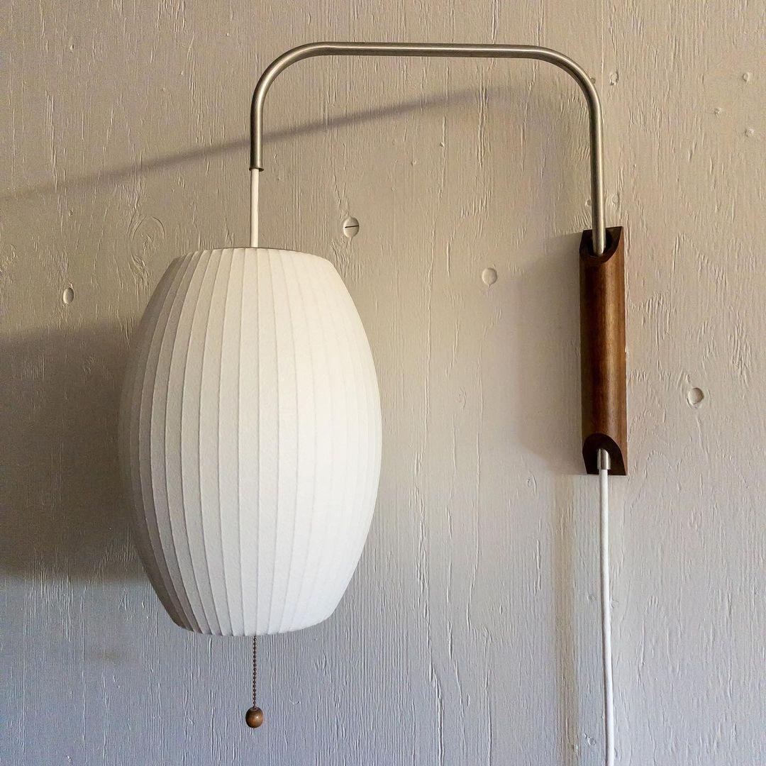 Lustra Wall Sconce Walnut Ball