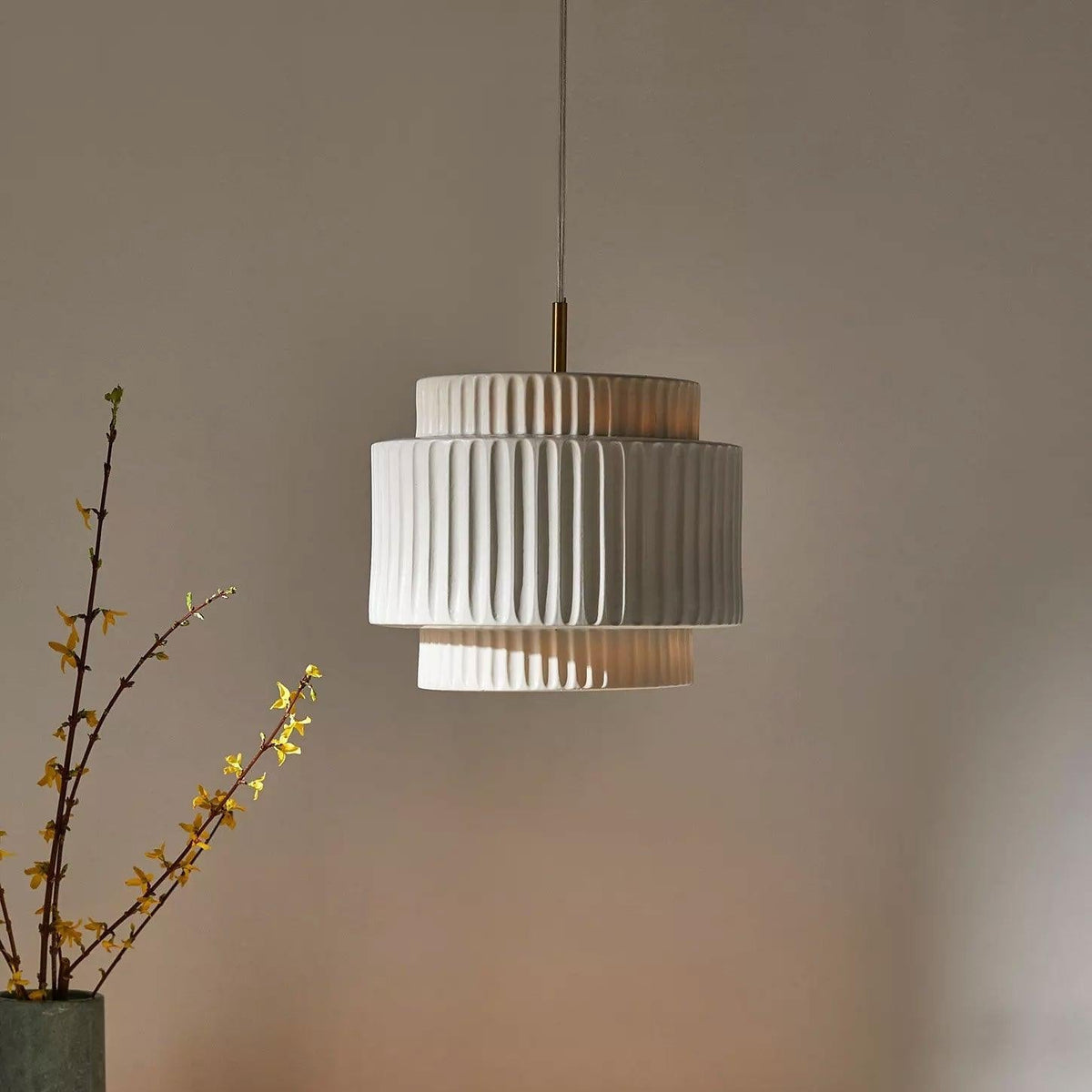 Aurelia Suspension Minimaliste à Cannelures