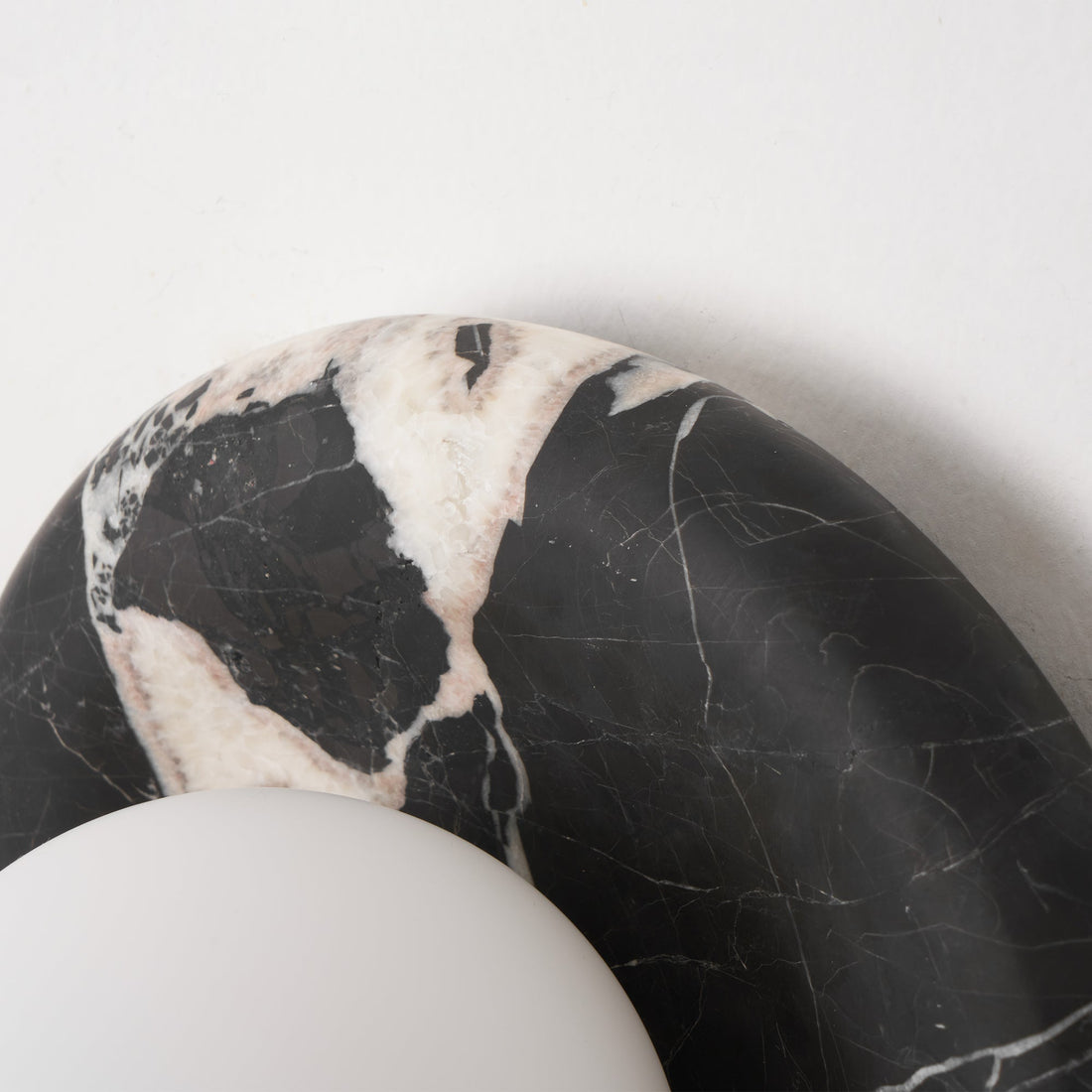 Uvinos Applique Murale Moderne Minimaliste en Marbre Noir