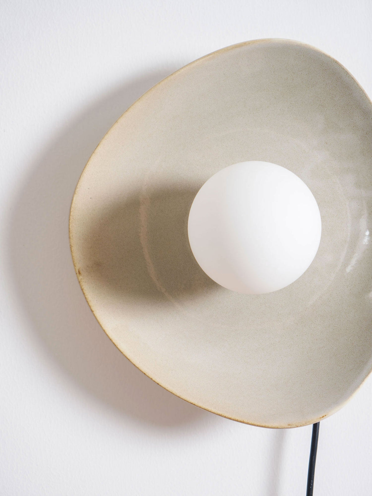 Nancy Pebble Disc Plug-in Ceramics Glass Wall Light