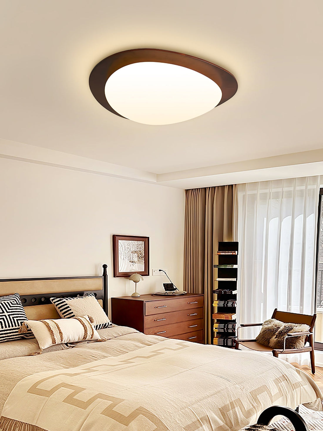 Lustra Ceiling Light Wooden Walnut Pebble