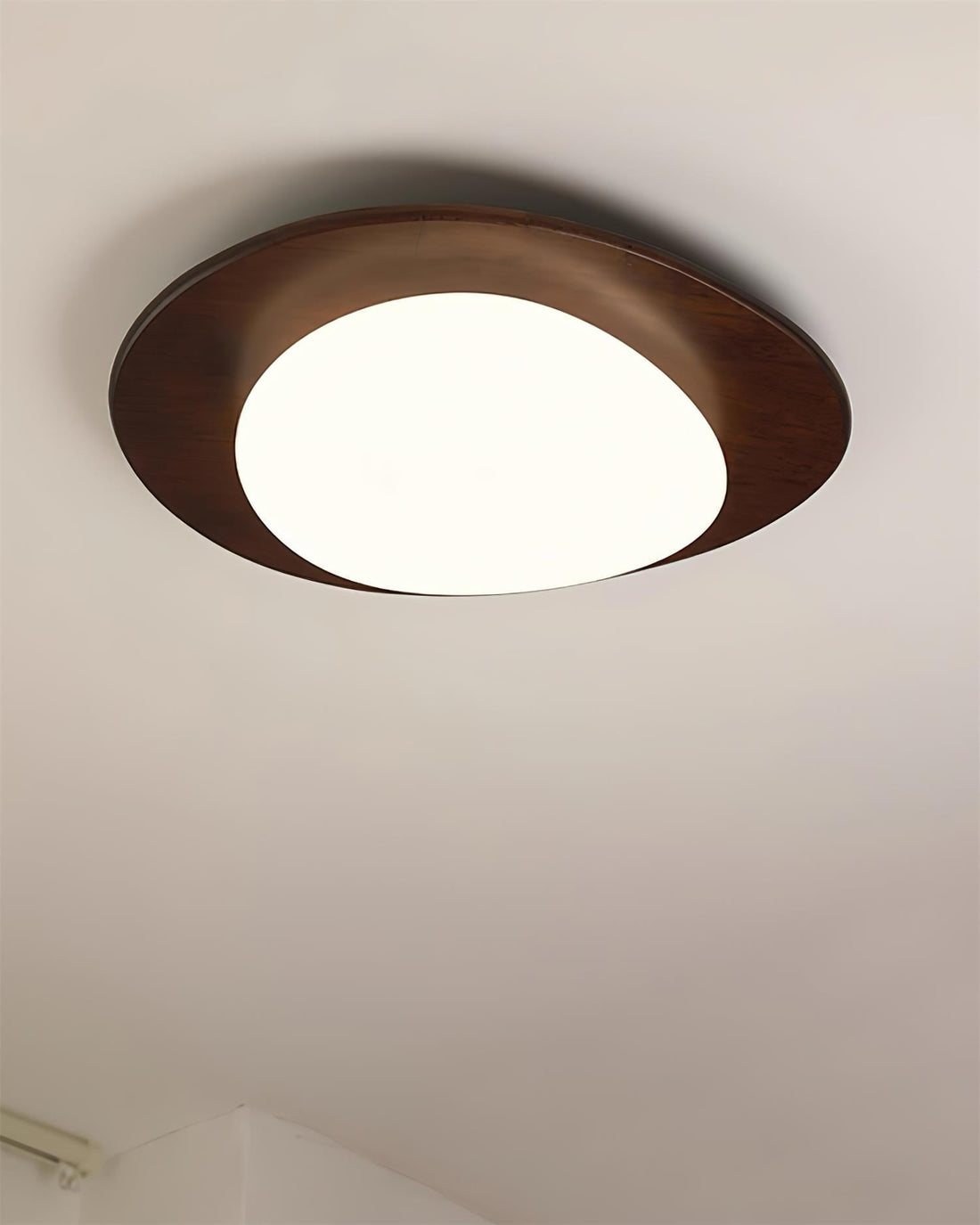 Lustra Ceiling Light Wooden Walnut Pebble