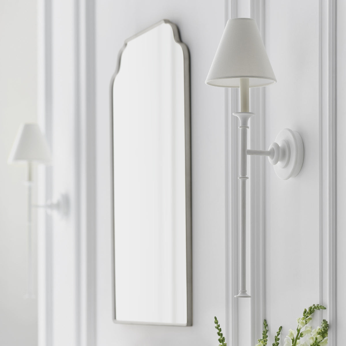 Vivienne Applique Murale en Tissu