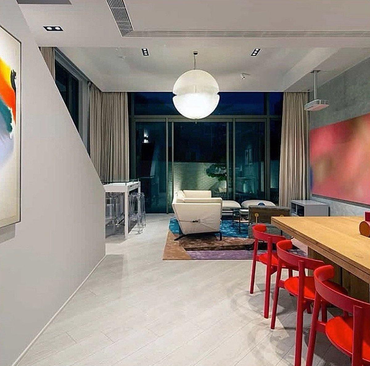 Bravura Futuristic Pendant Lamp