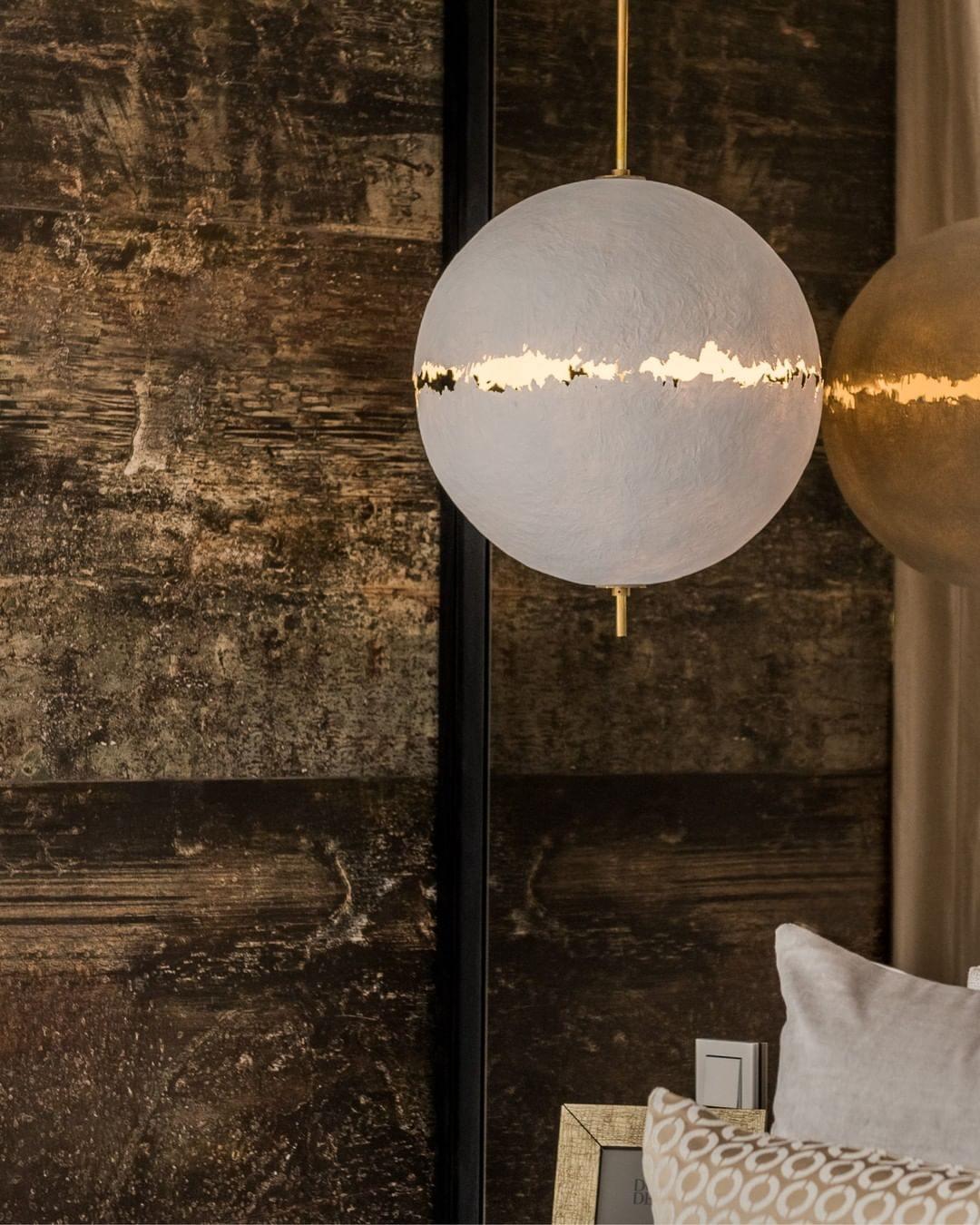 Bravura Futuristic Pendant Lamp