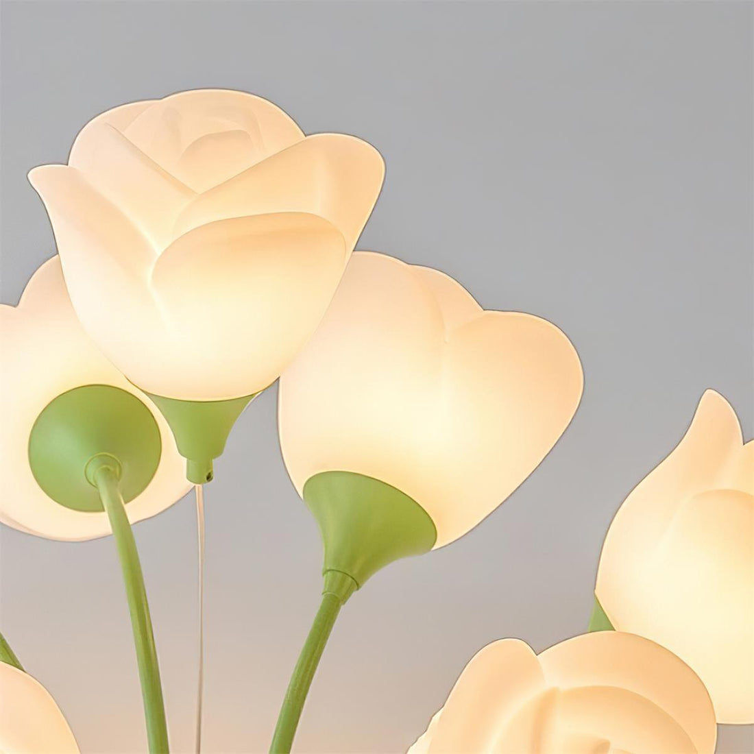 Rose Plafonnier Pétales Sculptés Lueur Douce