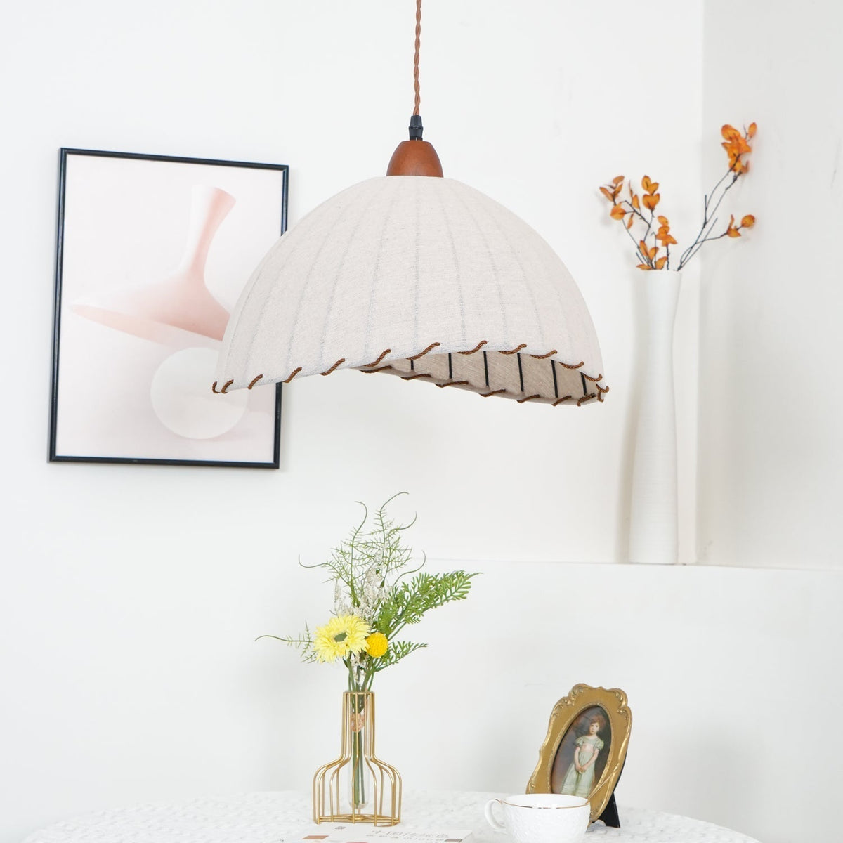 Shell Suspension Minimaliste en Bois
